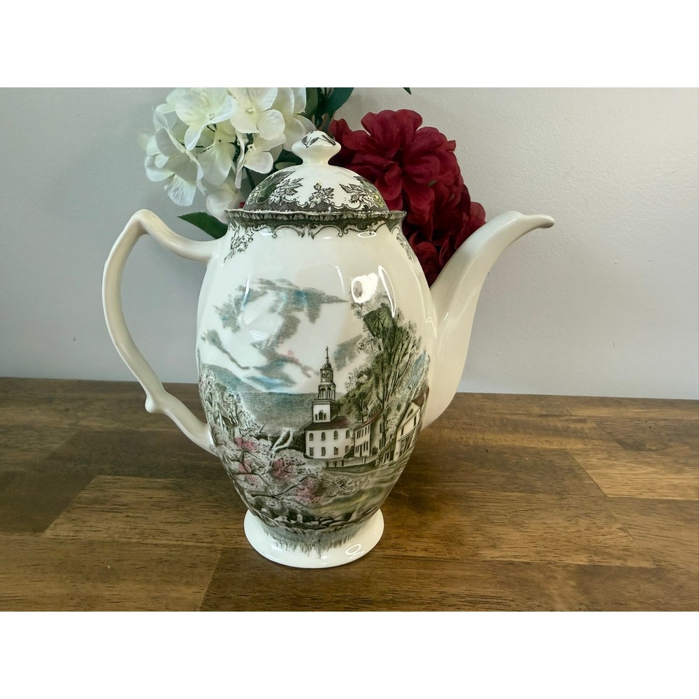 Johnson Brothers Friendly Village Covered Coffee Pot England Farmhouse Christmas